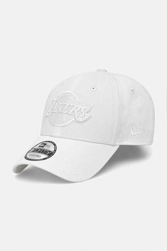 

Бейсболка New Era, белый