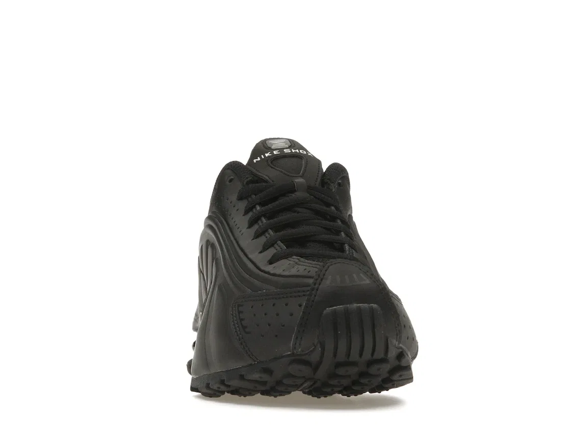 Детские кроссовки Lifestyle Nike Shox R4 Nike, Black/Black-Black — фото 2