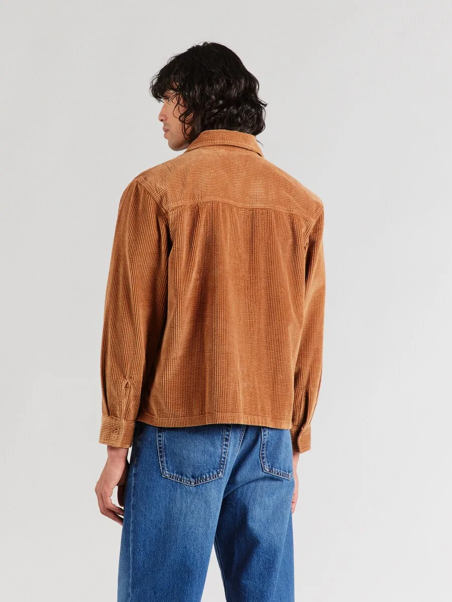 Куртка LEVI'S межсезонья, цвет коньяк — фото 4