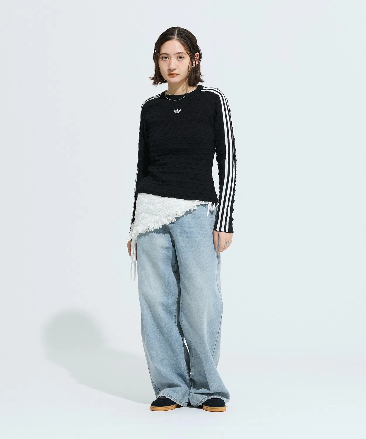 Женский свитшот с V-образным вырезом Spike Knit Slim Solid Adidas Originals, Black — фото 2