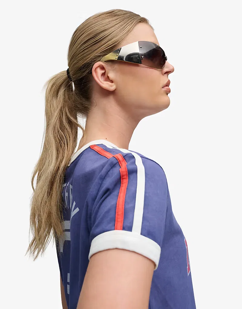 Футболка Superdry Athletic в полоску с изображением футбольного мяча, итальянский синий