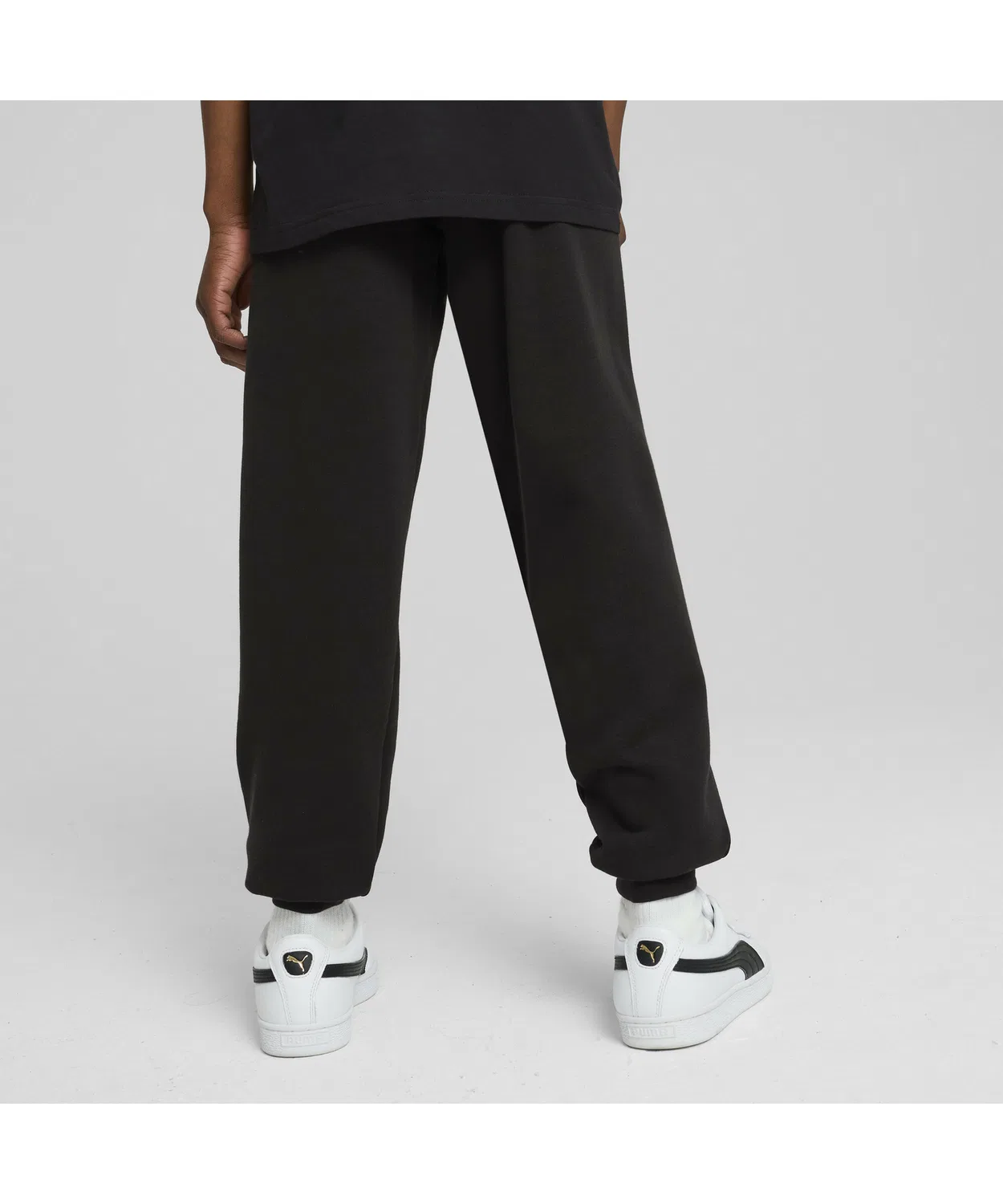 Детские спортивные брюки с принтом ESS No. 1 Logo Sweatpants TR B PUMA, Black — фото 2