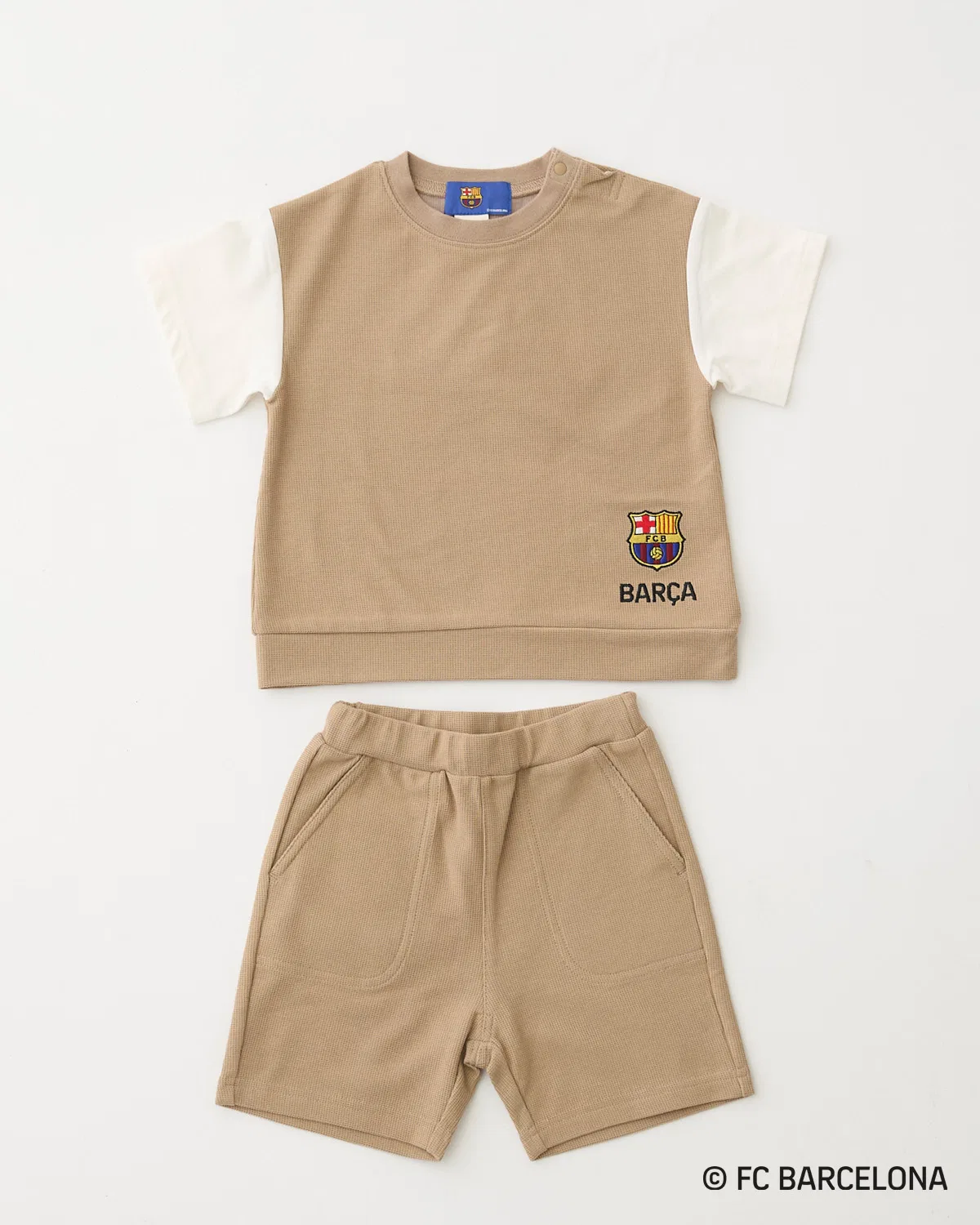 Детский спортивный комплект из футера с эмблемой FC Barcelona, модель FC BARCELONA, petit main, Light Beige