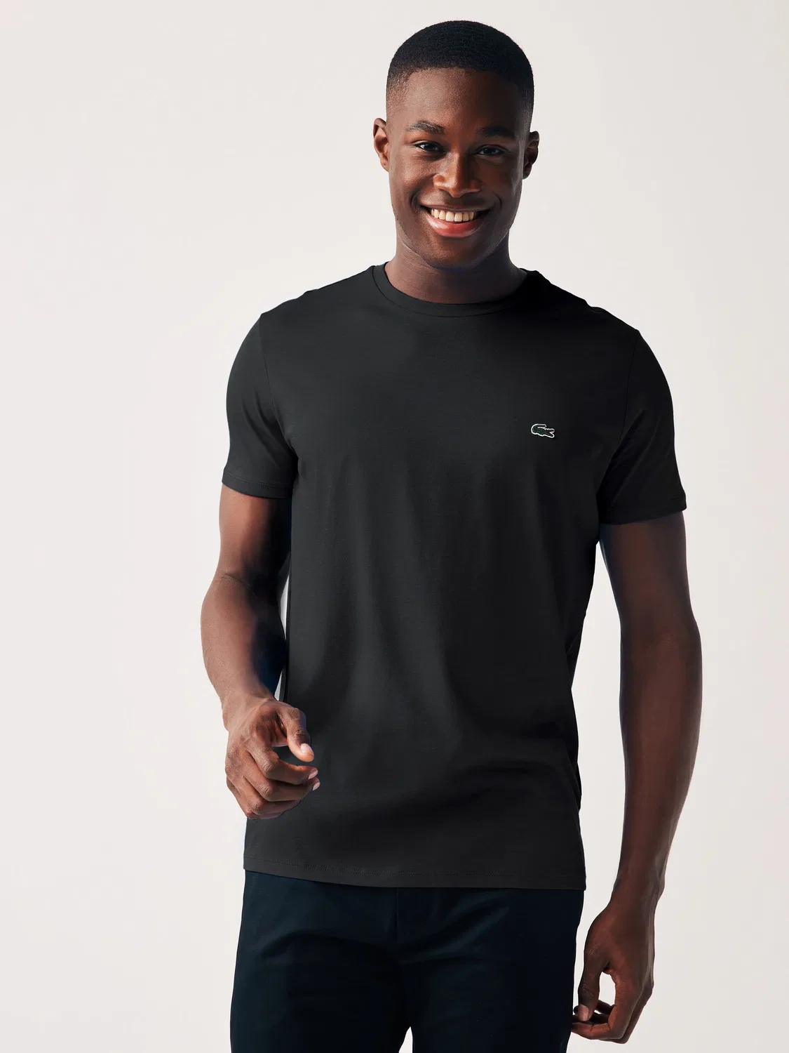 Lacoste Черная хлопковая футболка с круглым вырезом и короткими рукавами