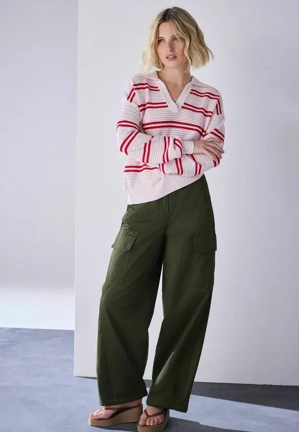 Джемпер с V-образным вырезом Regular Fit Stitch Long Sleeve Polo Jumper Next, Pink Red Stripe, красный/розовый