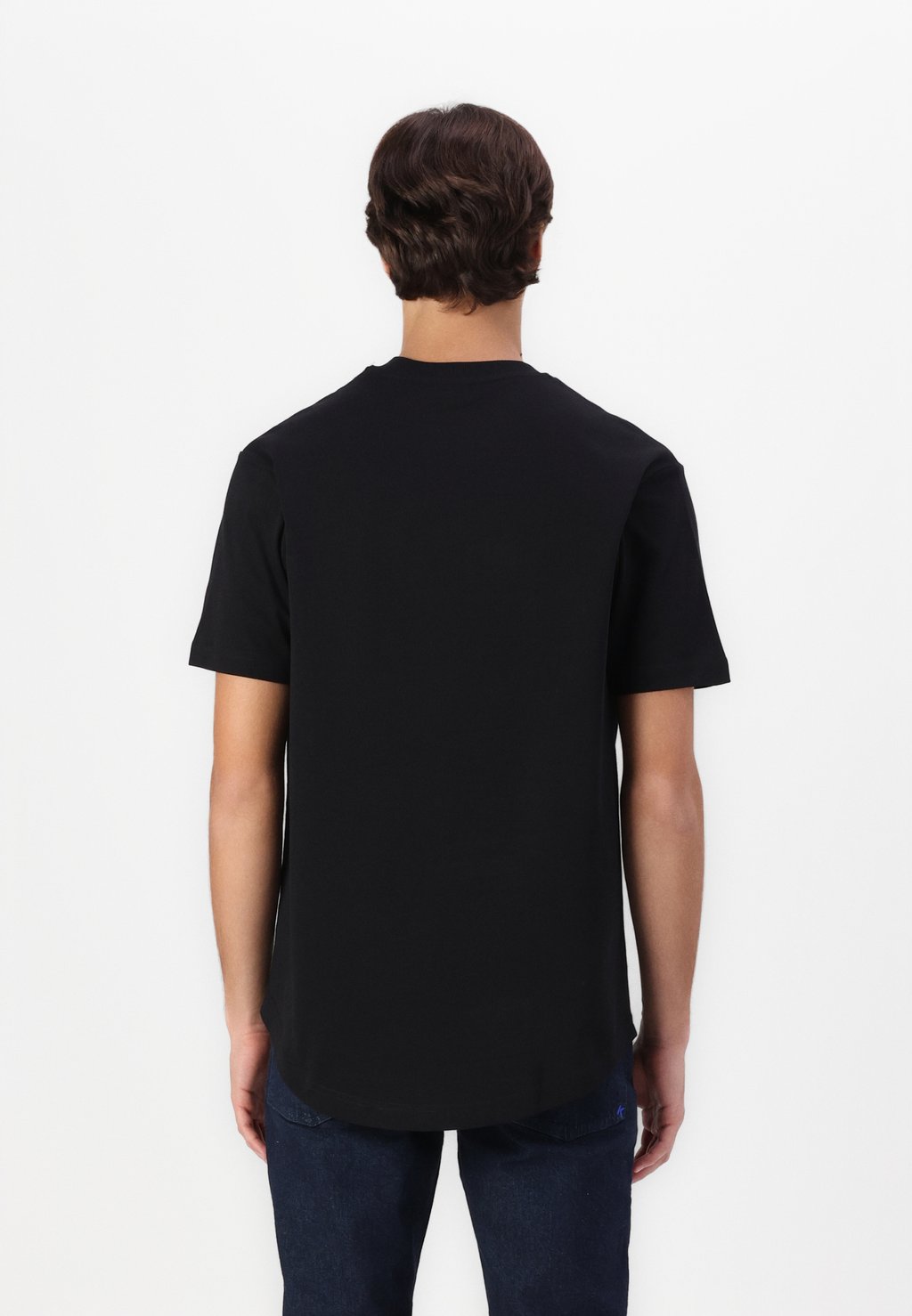 

Базовая футболка REGULAR CURVED HEM TEE Karl Lagerfeld Jeans, черный