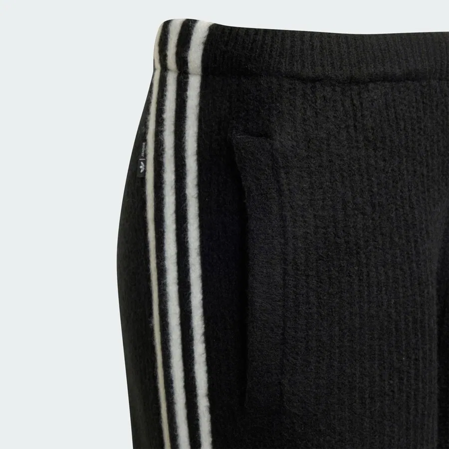 Брюки свободного кроя ADIDAS ORIGINALS 'Adidas Originals By Jennie' черного цвета — фото 3