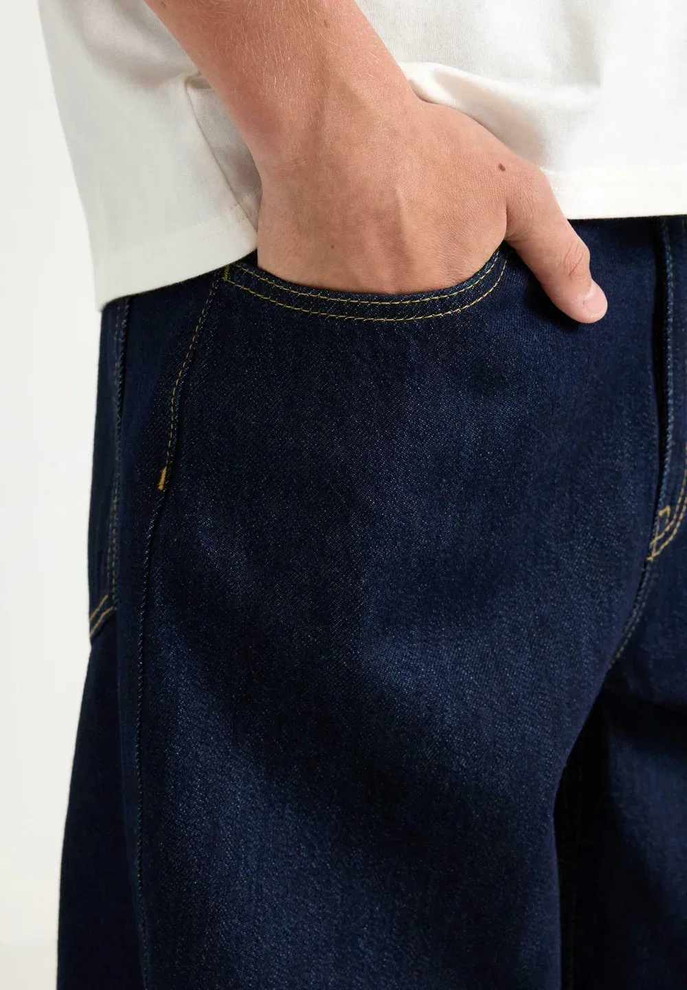 Свободные джинсы с обычной посадкой на талии - джинсы свободного кроя Lindex, Dark Denim — фото 4