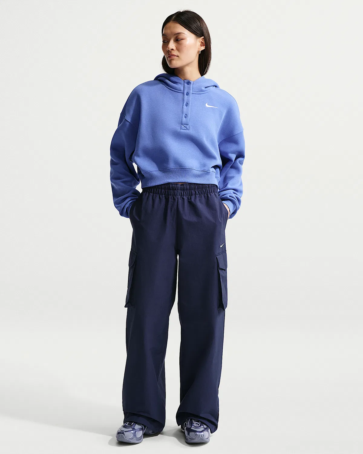 Женский оверсайз-кроп хенли худи Nike Sportswear Phoenix Fleece, Light Medium Blue/Sail — фото 4