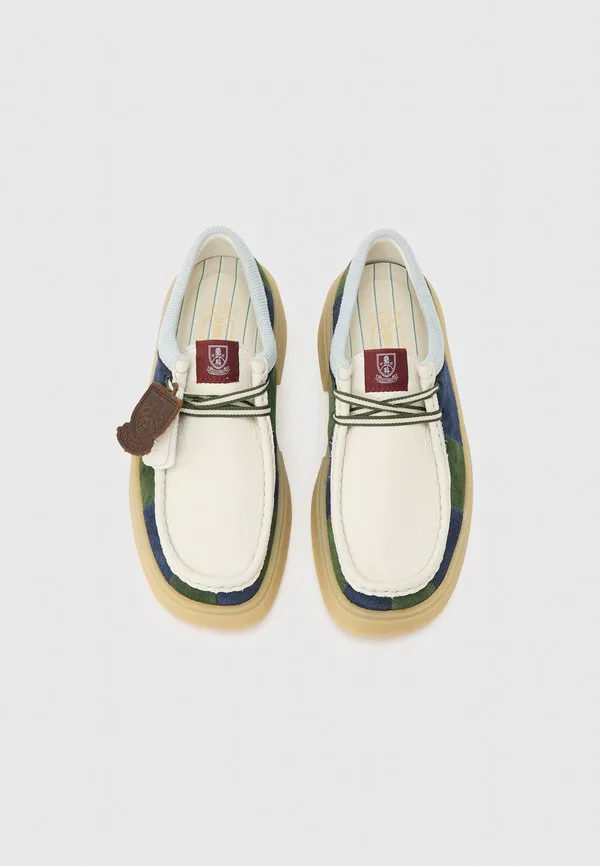 Повседневные кроссовки torview на шнуровке Clarks, Navy — фото 4