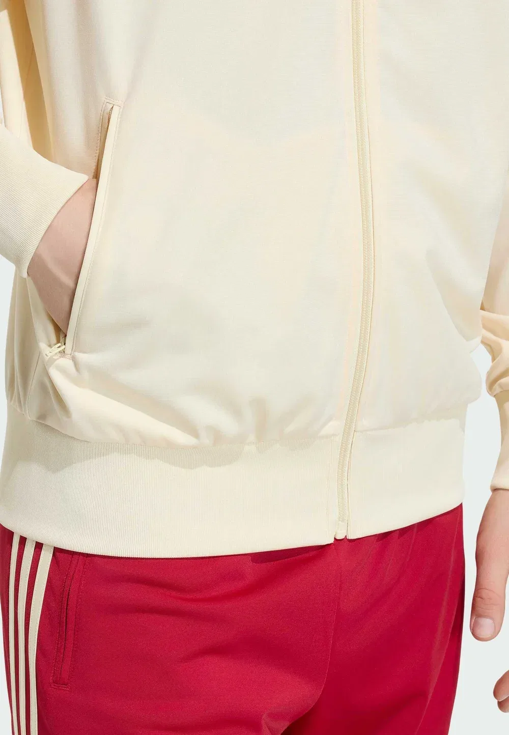Firebird tt - тренировочная куртка Adidas Originals, Warm Vanilla Team Victory Red — фото 4