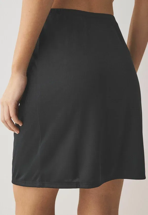 Юбка трапециевидная Short fit - microfibre comfort slip skirt Next, черный — фото 2