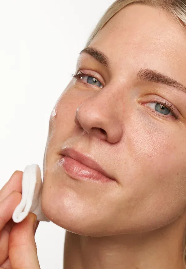 Увлажняющий лосьон-тоник Soft infusion 400 мл Estee Lauder