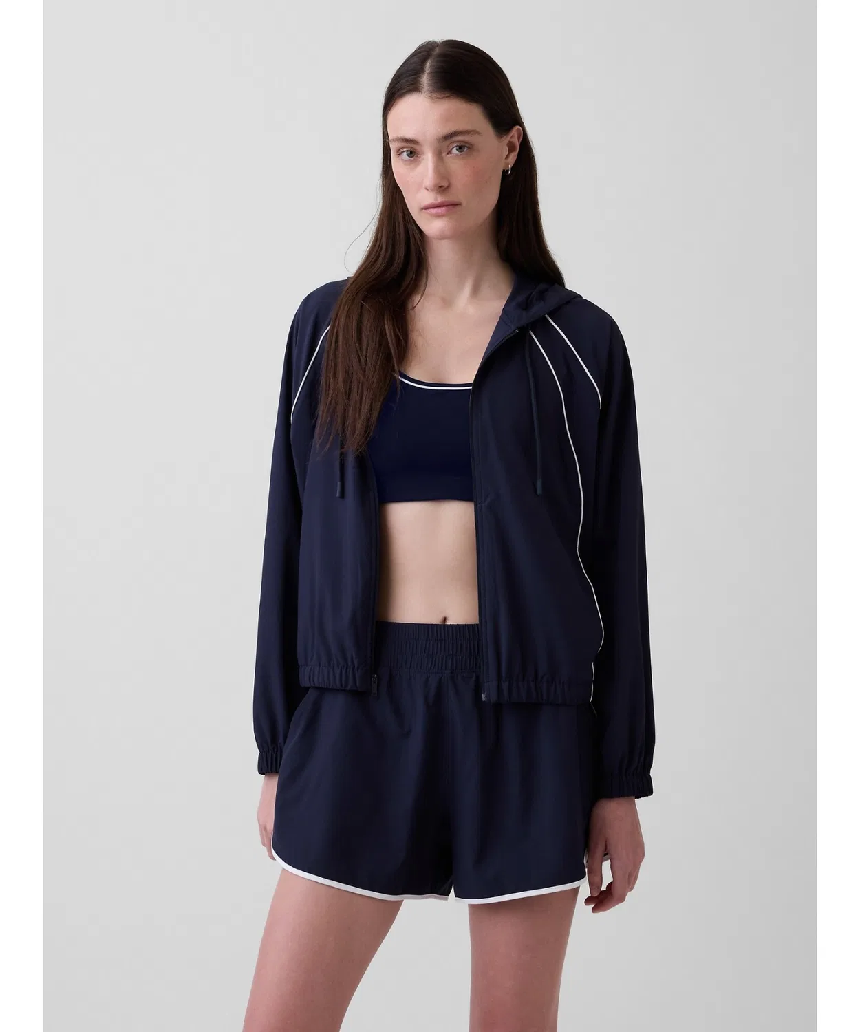 Женская oversize куртка-худи с капюшоном и молнией GapFit Tech