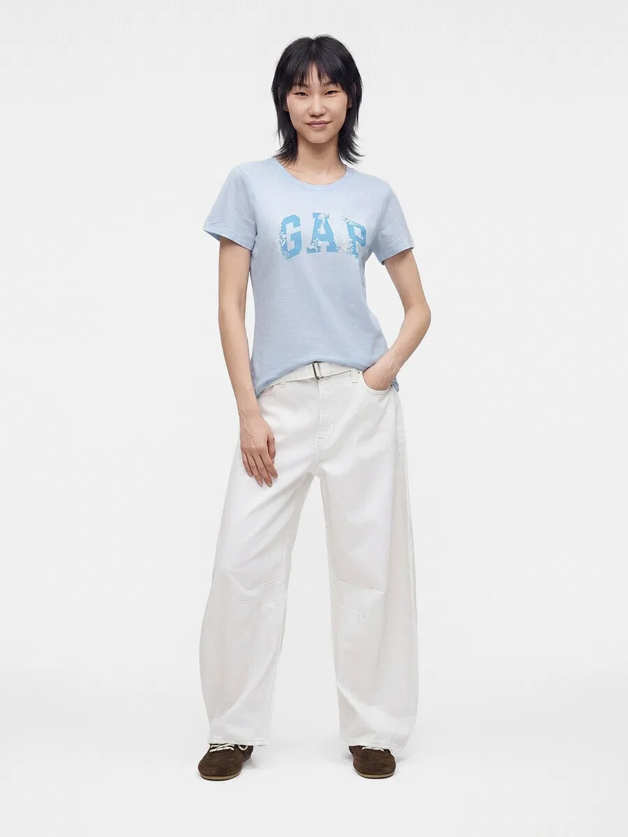 Футболка GAP 'CLSC' небесно-голубого и светло-голубого цвета — фото 4