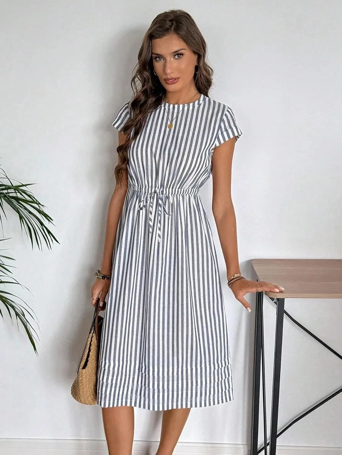 Женское повседневное платье миди с полосатым поясом, Round Neck, Blue and White — фото 4