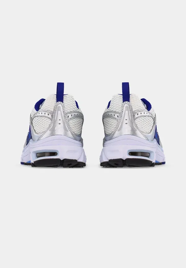 Кроссовки дышащие Nike Sportswear, белый/черный/серый — фото 4