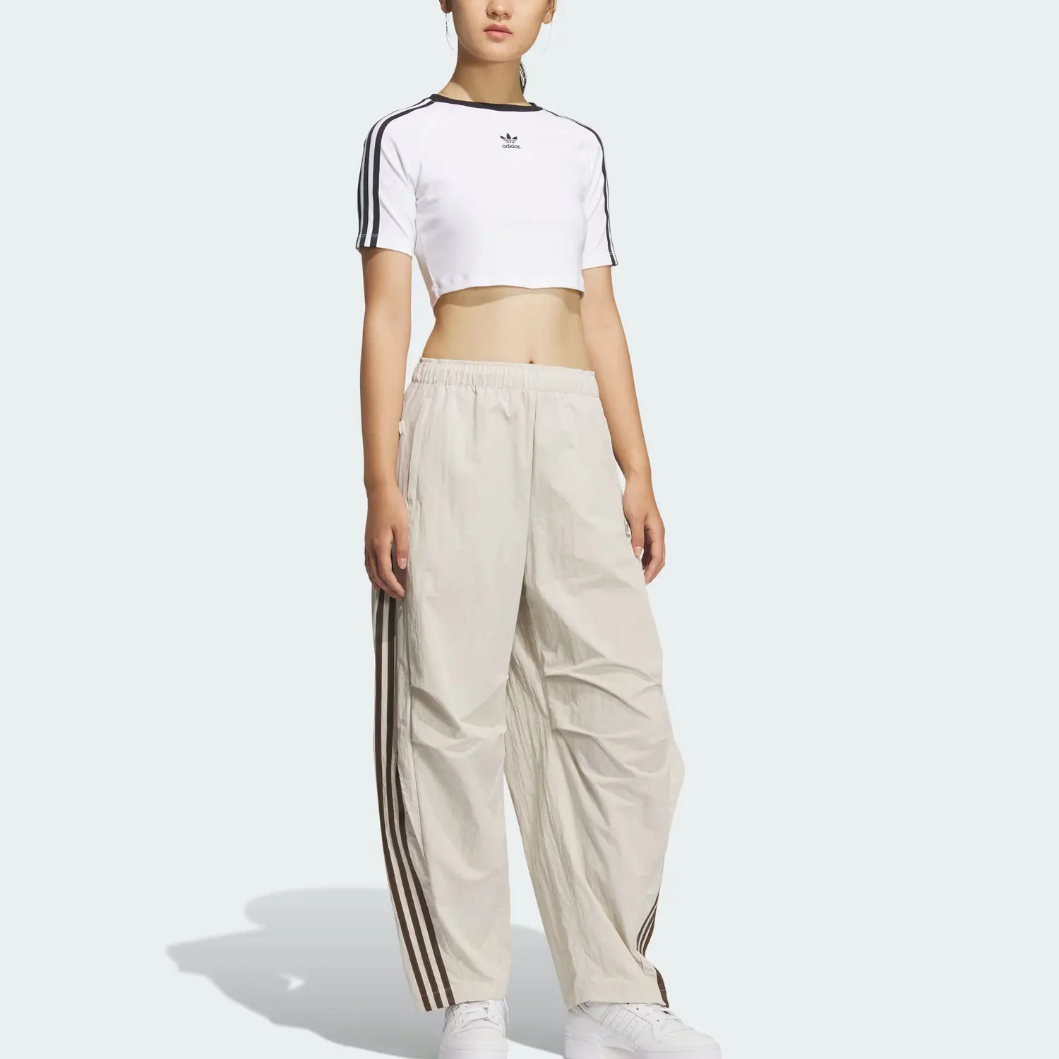 Спортивные штаны женские Adidas Originals, коричневый — фото 2