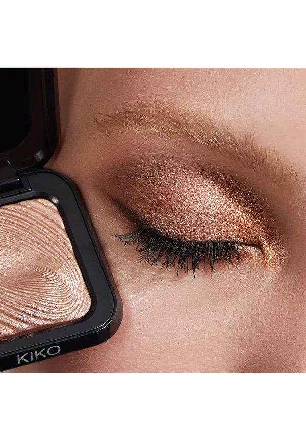 Водяные тени для век - тени для век 3 г Kiko Milano, цвет 200 champagne — фото 2