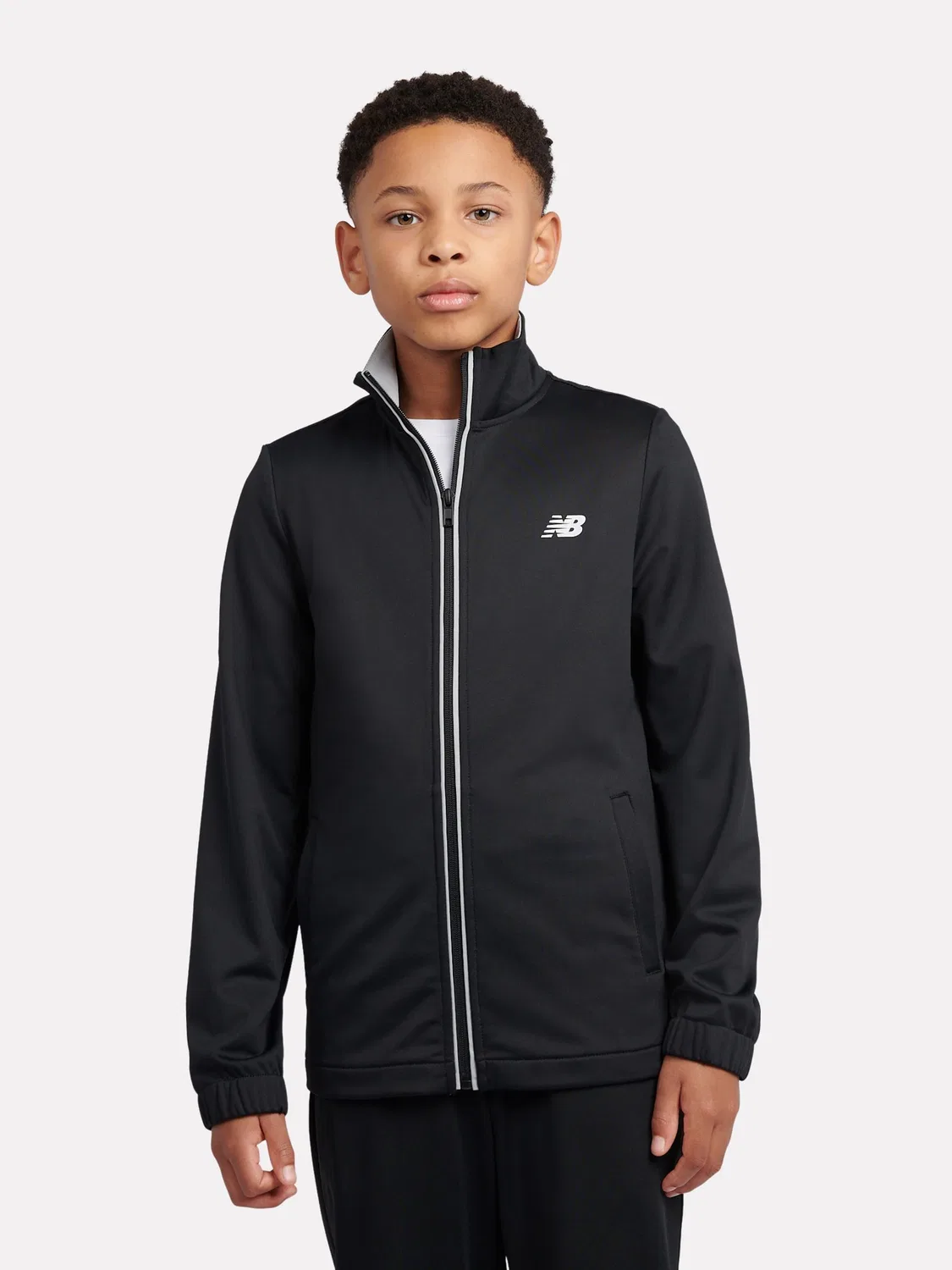 Костюм из флиса с воротником-воронкой и джоггерами New Balance, черный — фото 4