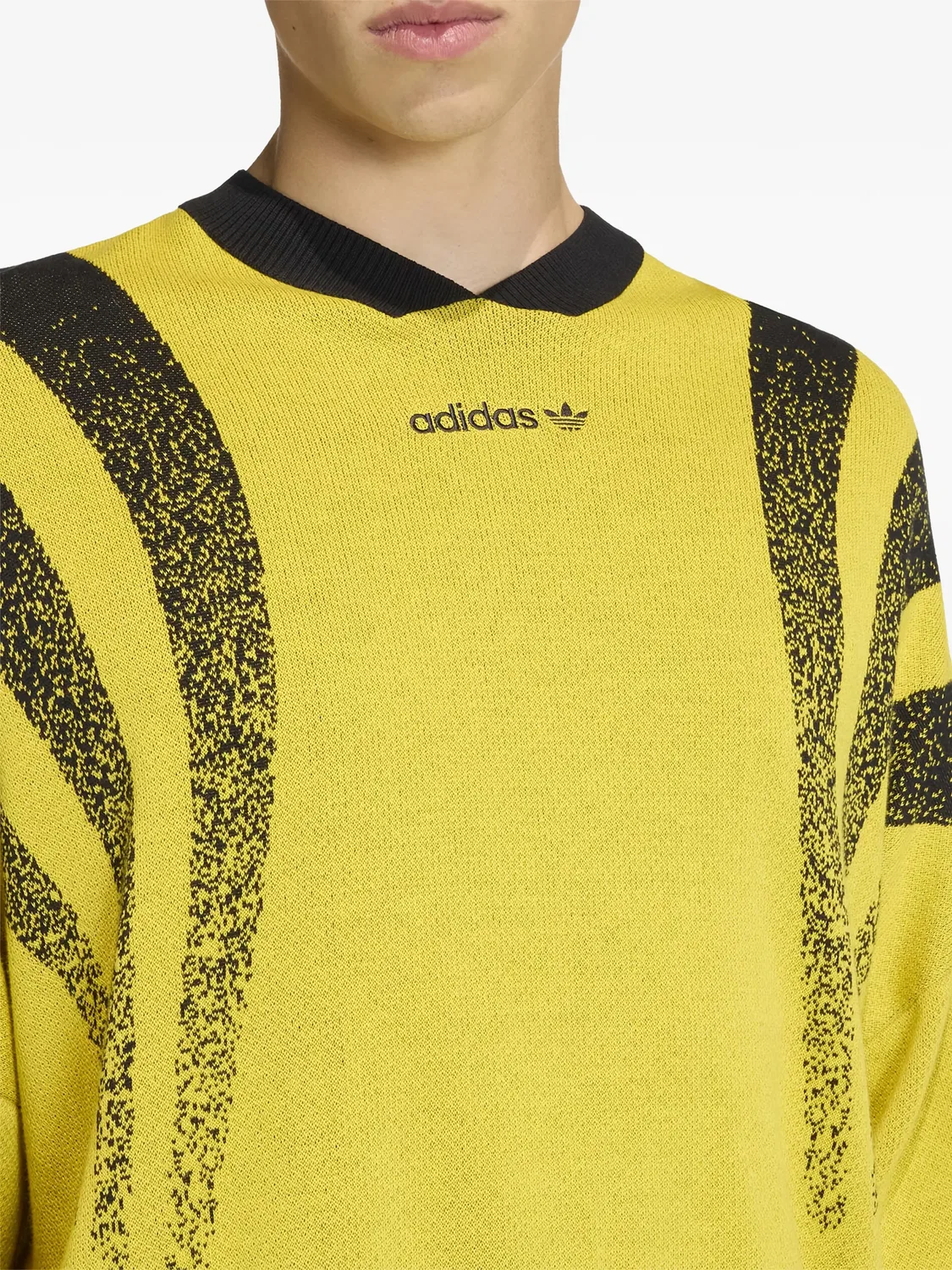 Свитер с круглой горловиной и полосками Adidas, желтый — фото 2