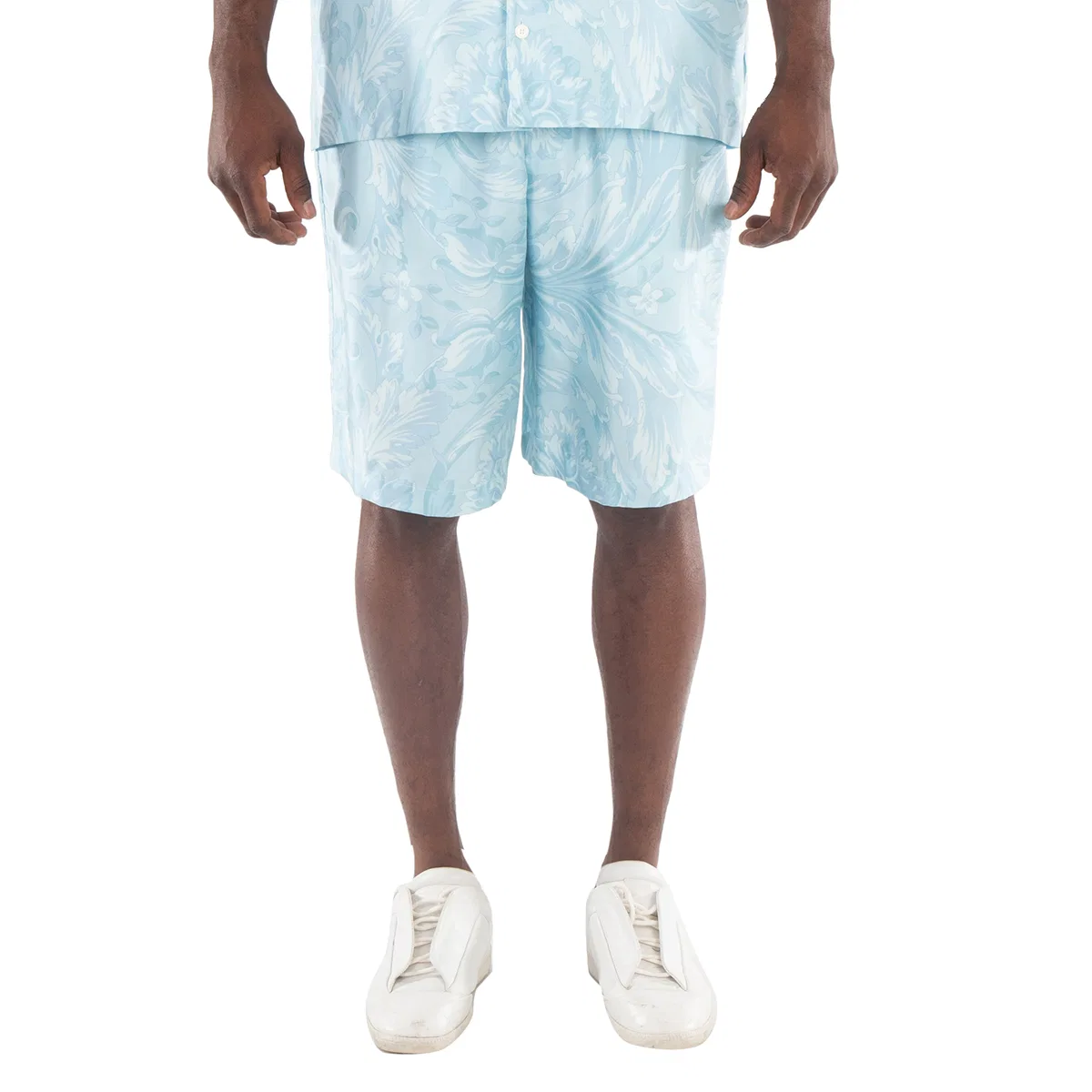 Шорты из шелка с принтом Barocco Print Silk Shorts Versace, Blue