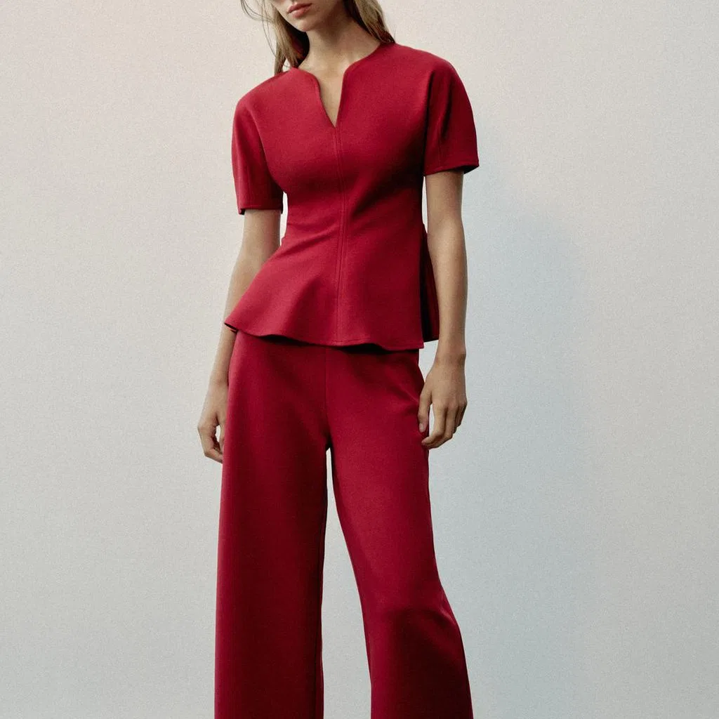 Женская футболка с V-образным вырезом, бордовая, ZARA, Burgundy — фото 4