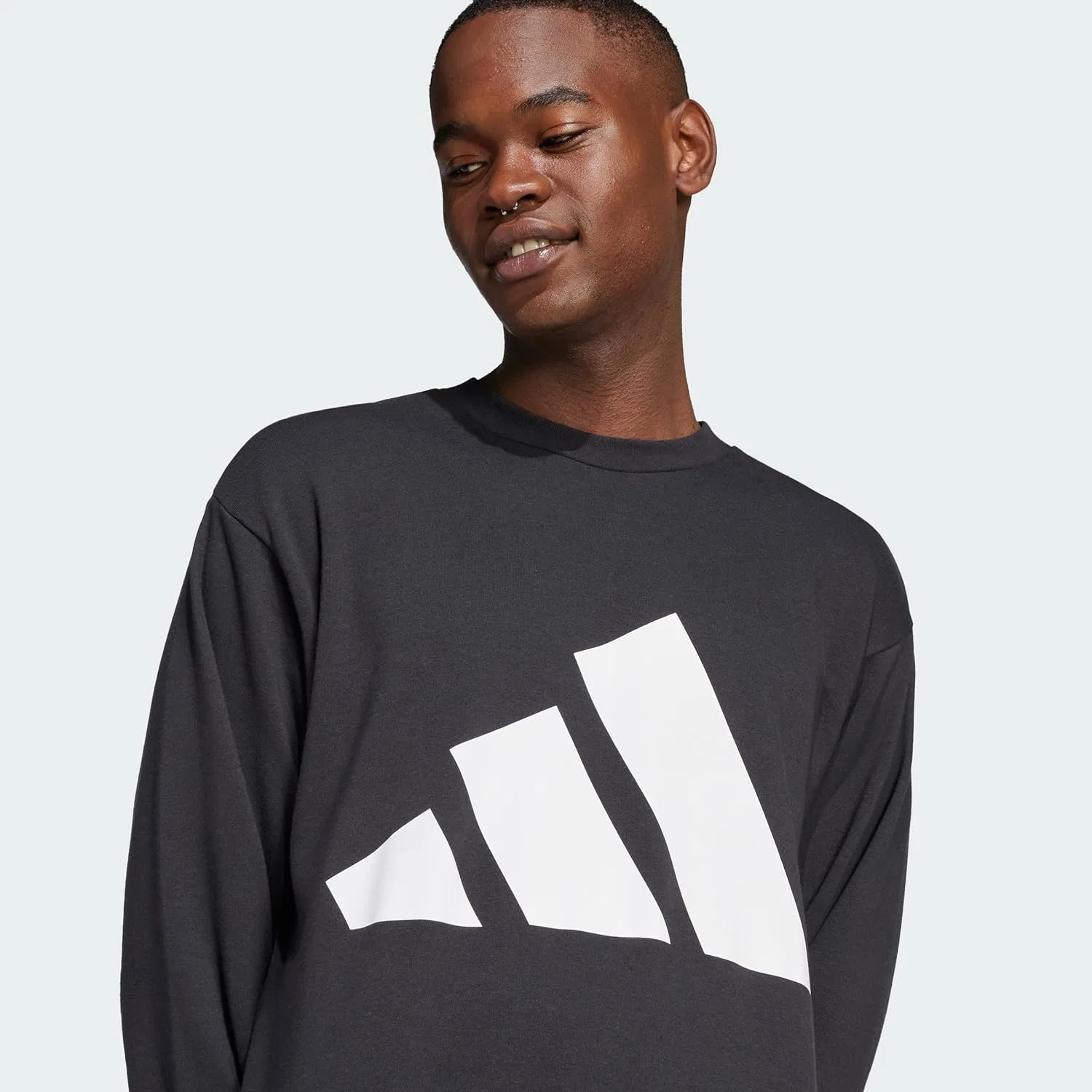 Спортивный костюм adidas Essentials Big Logo French Terry для мужчин (1 шт.) — фото 3