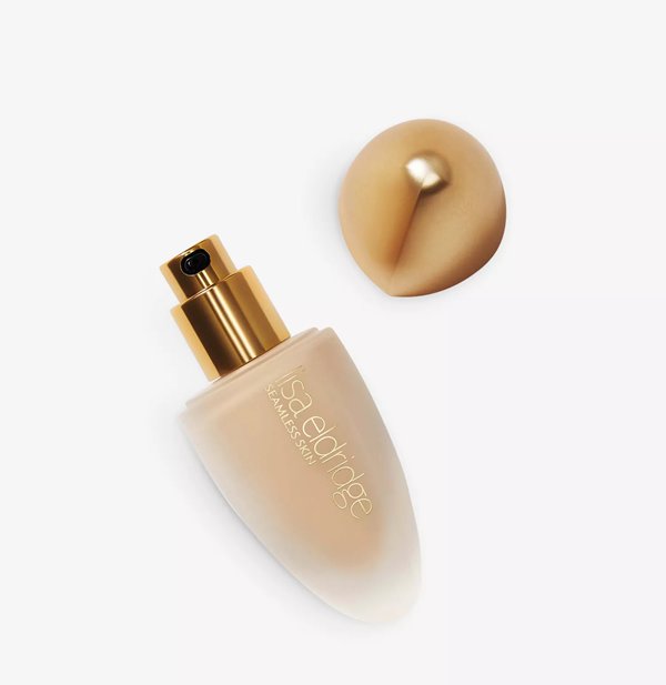 Lisa Eldridge Seamless Skin Foundation в оттенке 9 / Роскошная тональная основа для лица с естественным эффектом — фото 3