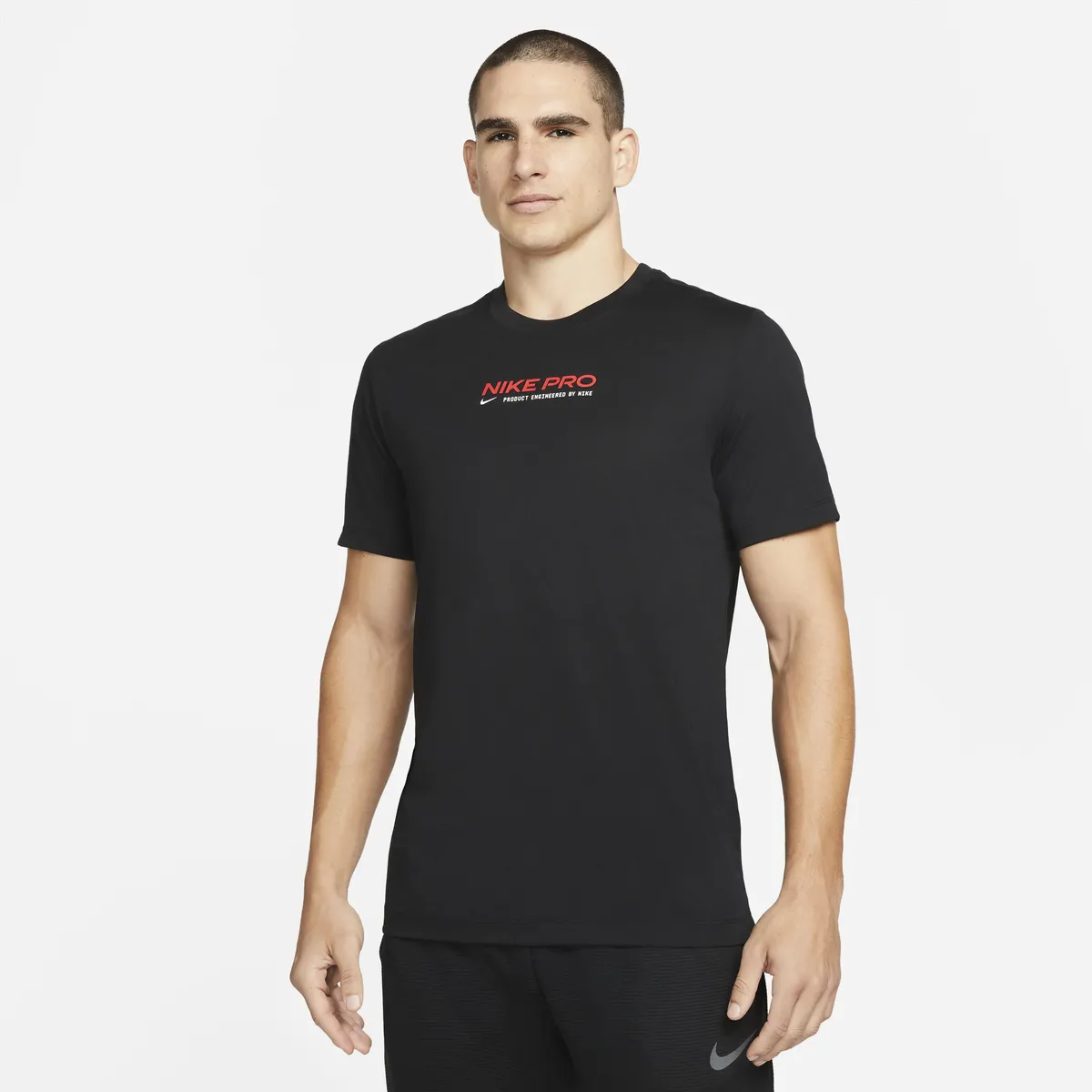 

Тренировочная футболка Nike "Pro Dri-FIT Men's Training T-Shirt", черный