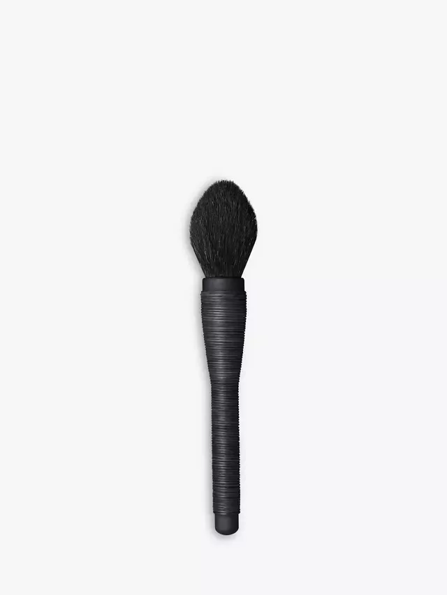 Кисть Кабуки Миэ NARS