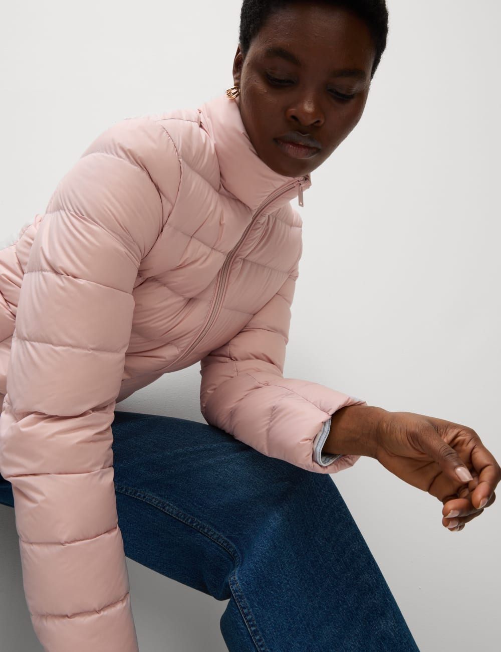 

Стеганая куртка Packaway с перьями и пухом Marks & Spencer, цвет Pink shell