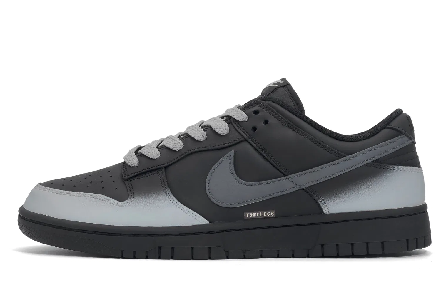 Кроссовки скейтбордические Nike Dunk Low Black