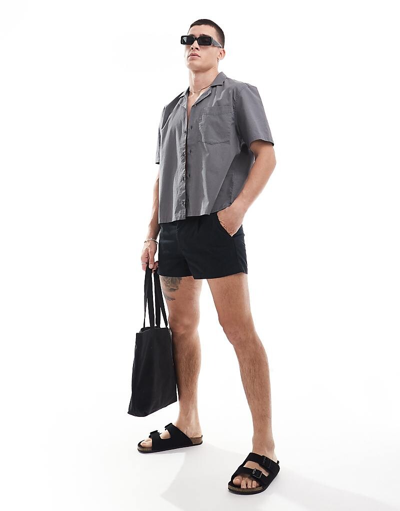 

Черная рубашка свободного кроя с короткими рукавами Hollister