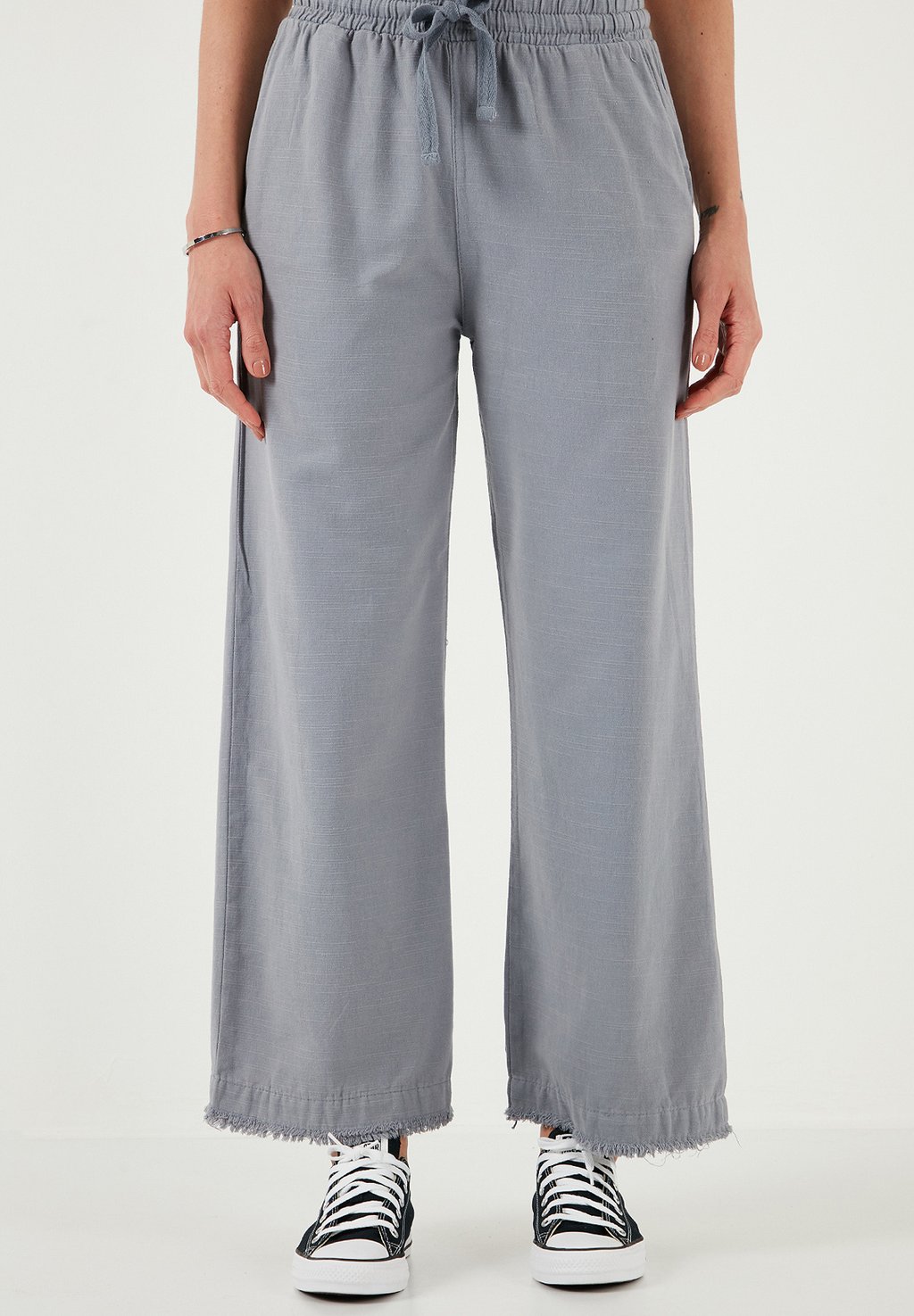 

Брюки REGULAR FIT LELA, серый