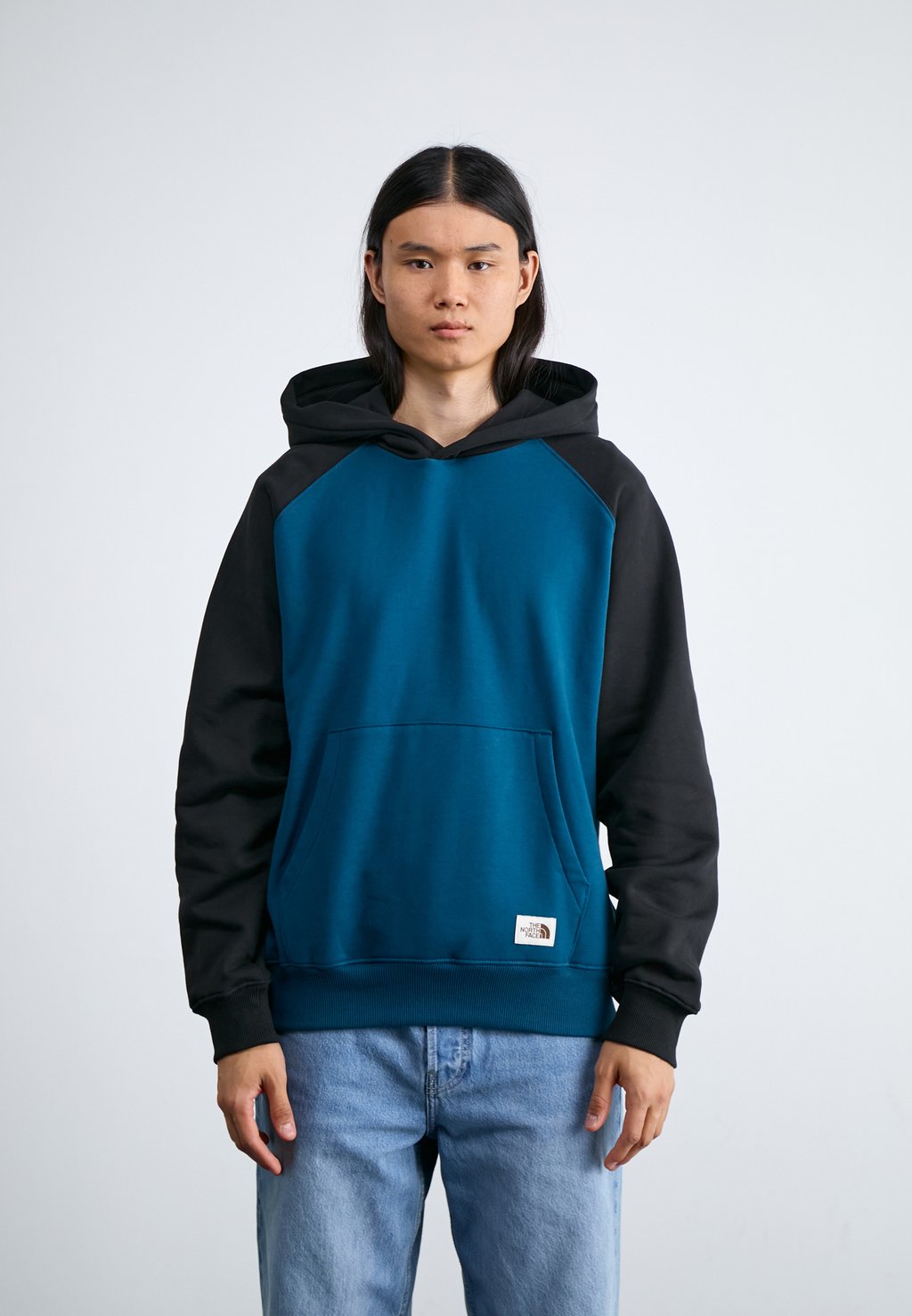 

Толстовка HERITAGE HOODIE The North Face, темно-синий