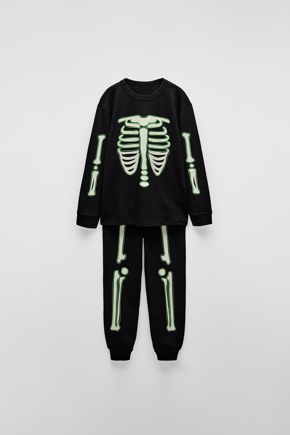 

Возраст 6-14 лет/пижама со светящимся в темноте скелетом ZARA, черный