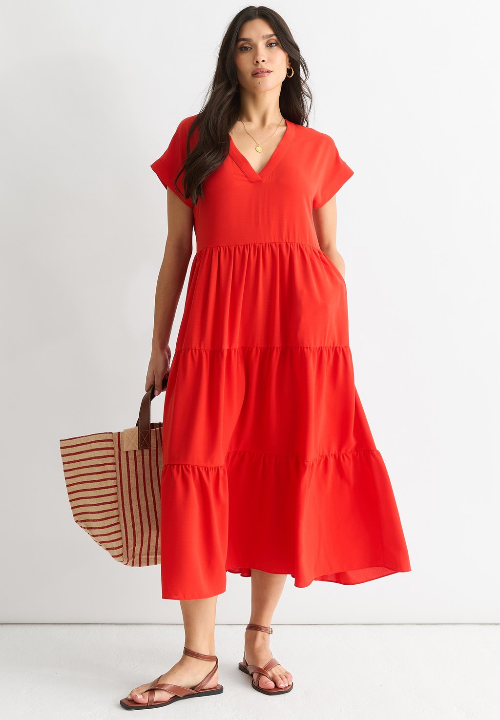 

Повседневное платье V NECK GINI LONDON, красный