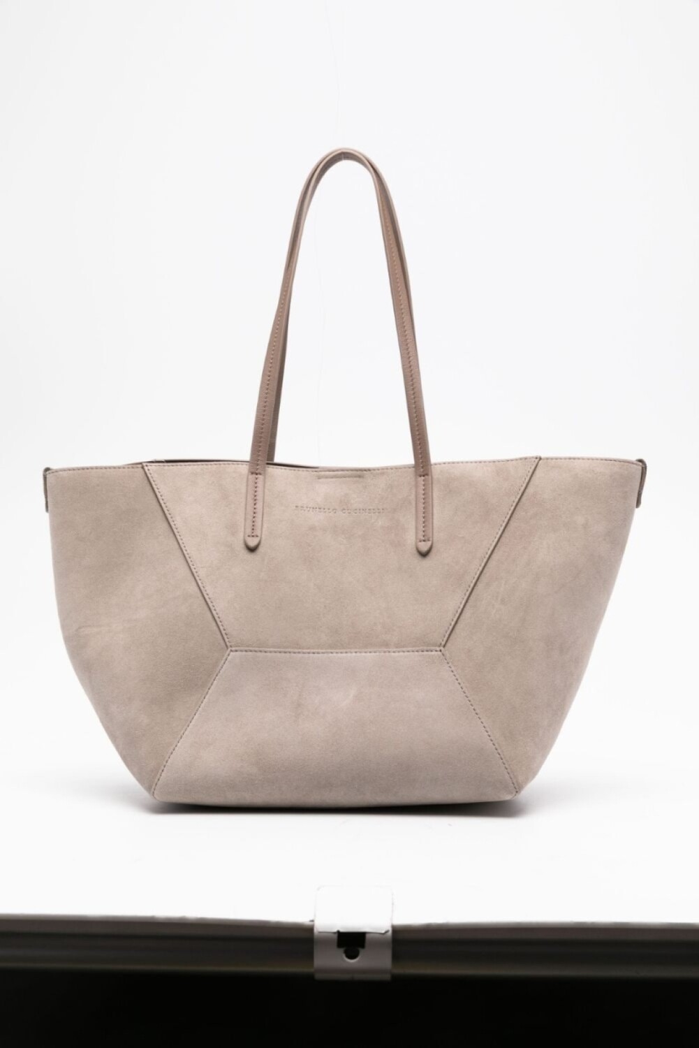 

Brunello Cucinelli сумка-тоут с тисненым логотипом, серый