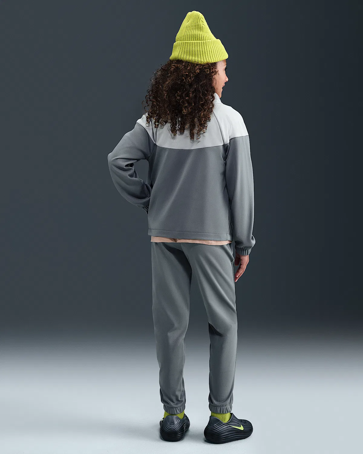 Детский спортивный костюм Dri-FIT Nike Sportswear, Smoke Grey/Light Smoke Grey/White — фото 2