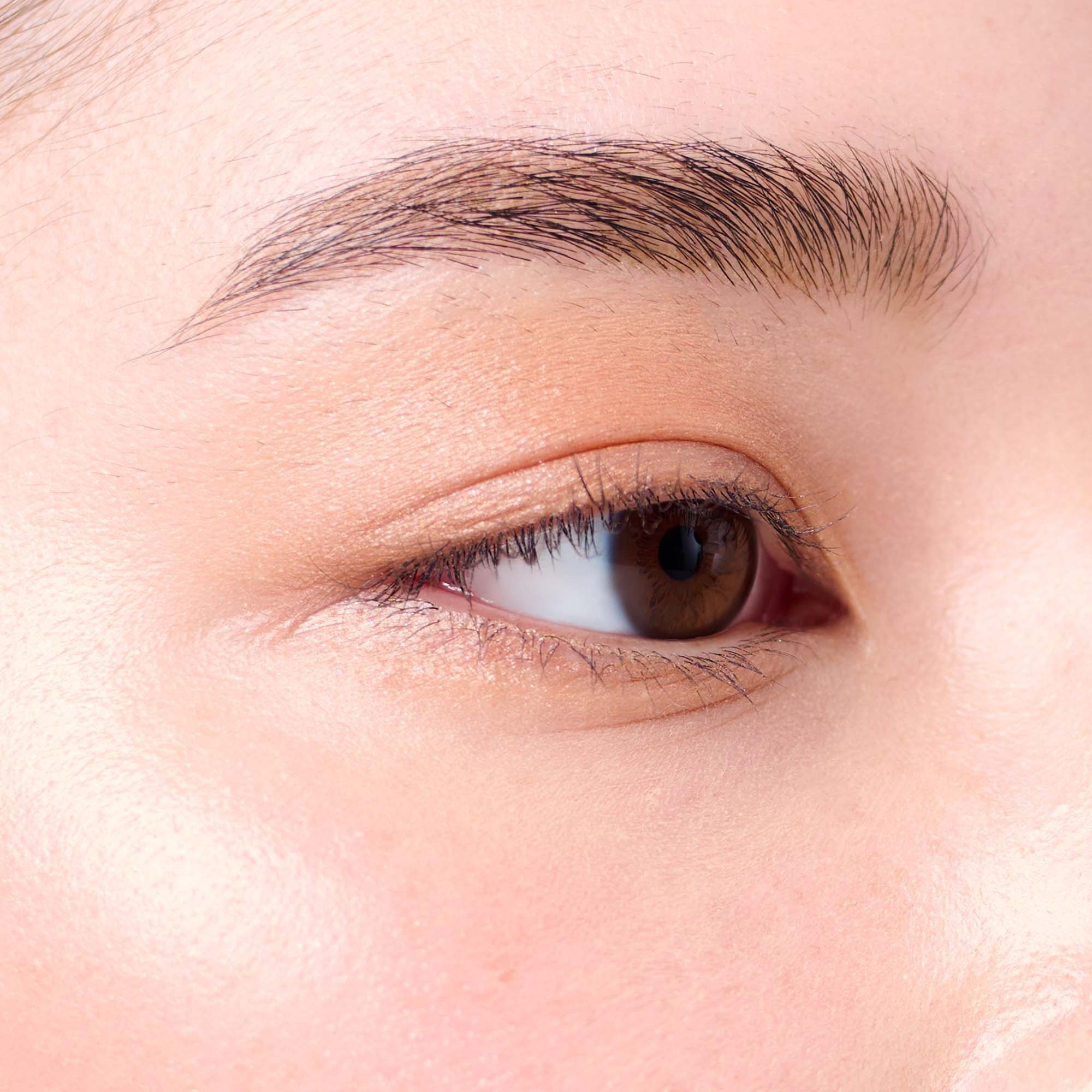 Тени для век United Fluid Eye Color S01 Three, LOVE SHADE — фото 3