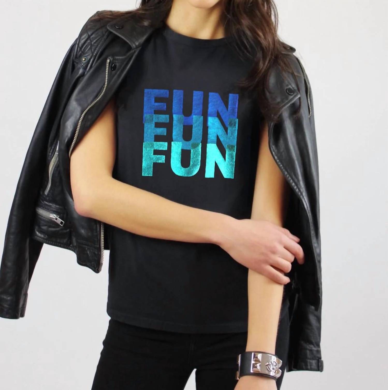 

Микро-футболка в цвете Fun Blue Unsweetened