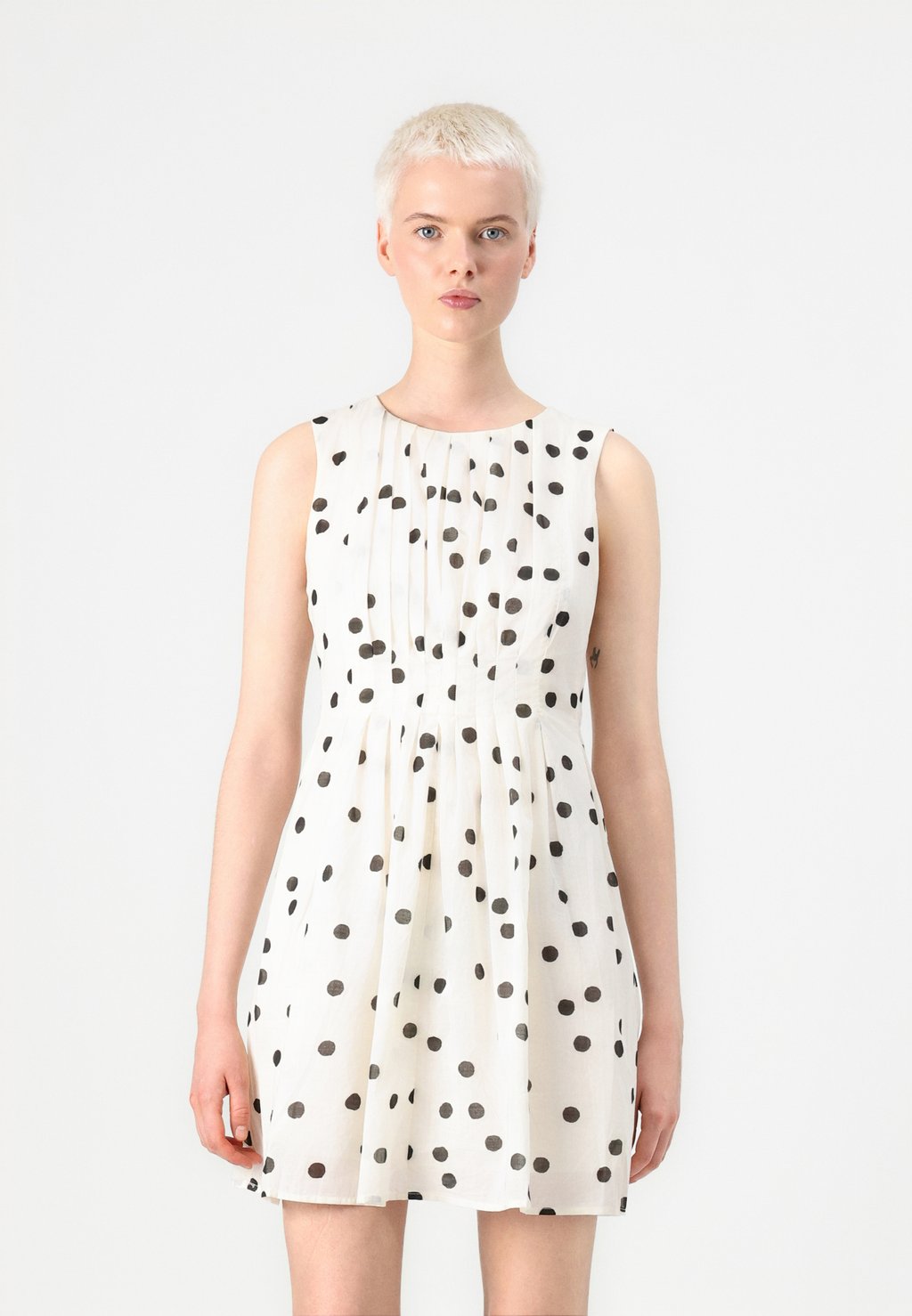 

Повседневное платье VMSILLE SHORT DRESS Vero Moda, белый