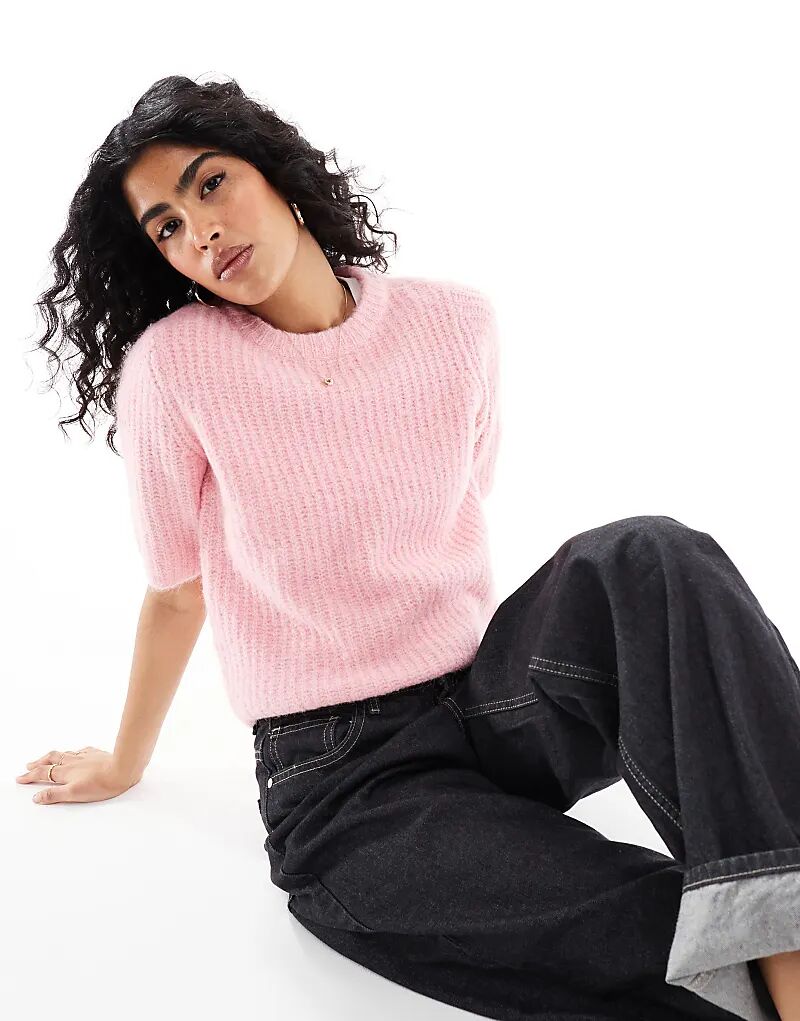 

Футболка из толстой трикотажной ткани в рубчик розового цвета Vero Moda