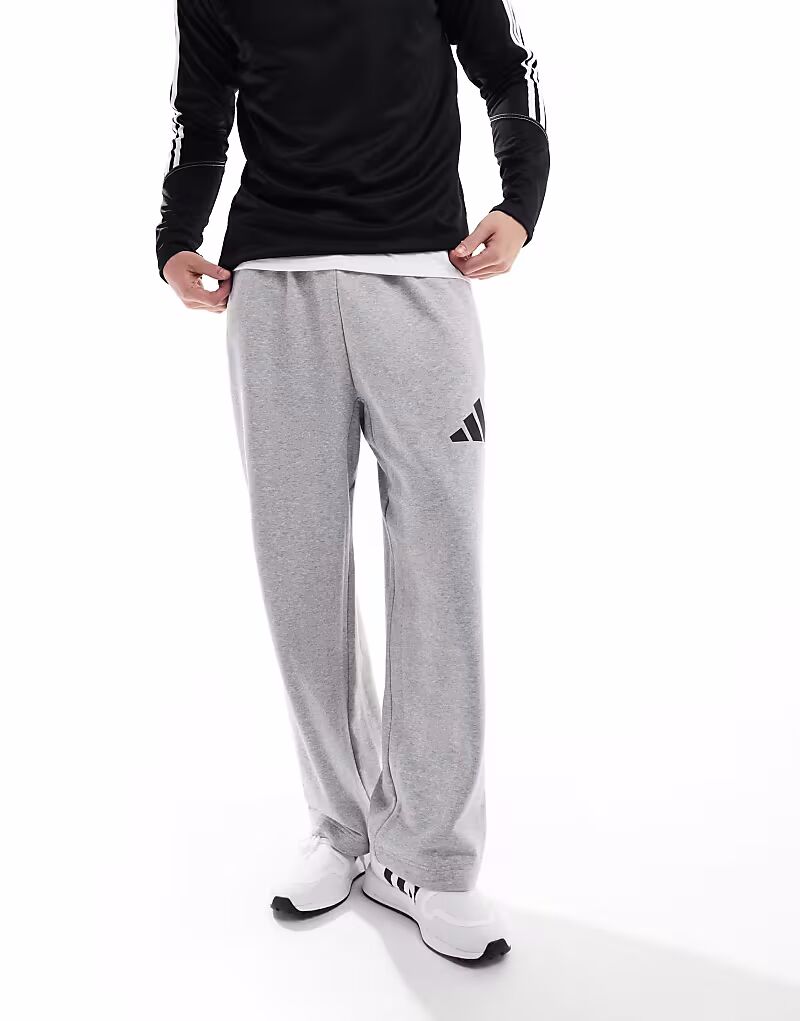 

Широкие брюки Adidas Training Essentials 3-Bar серого цвета Adidas Performance