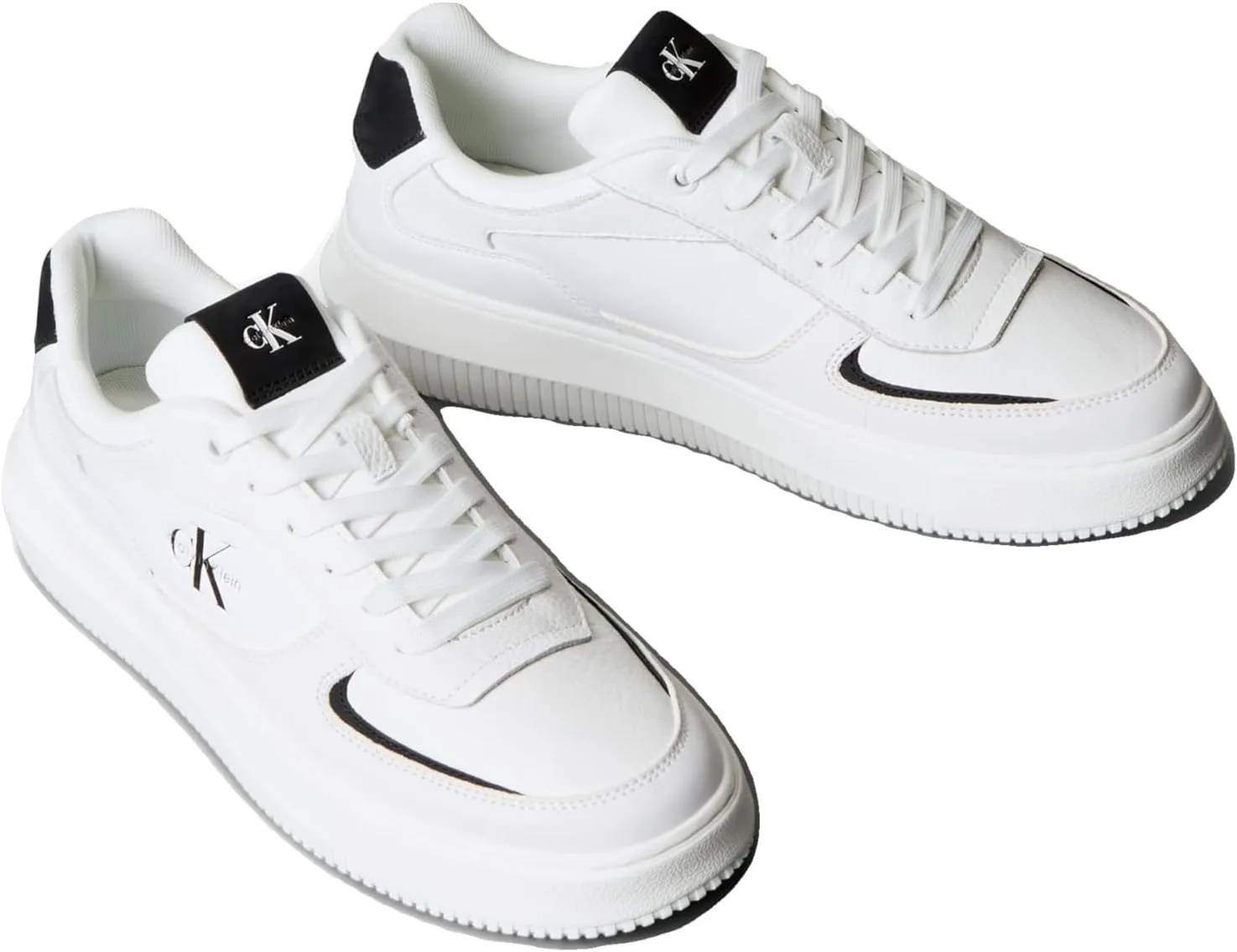 Мужские низкие кеды Calvin Klein Chunky Cupsole LTH Nu Ym0ym01426, белый/черный — фото 2