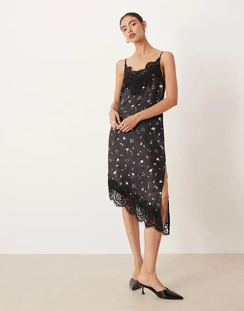 

Платье мини из атласа с асимметричным лифом и кружевом ASOS DESIGN с черным цветочным принтом