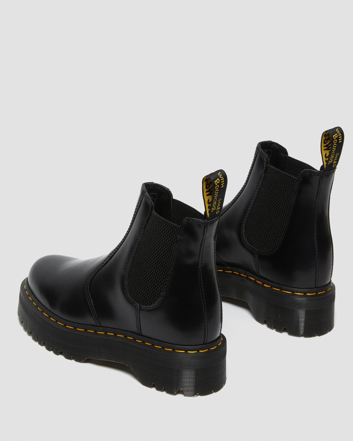 

Ботинки челси 2976 из гладкой кожи на платформе Dr. Martens