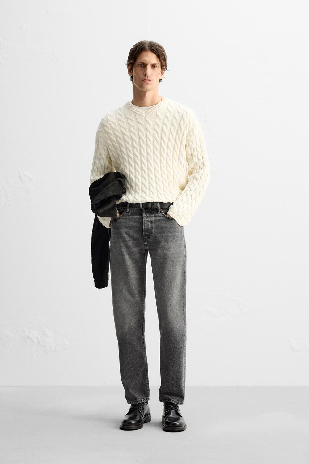 

Текстурный свитер с косичной тряской ZARA, экрю
