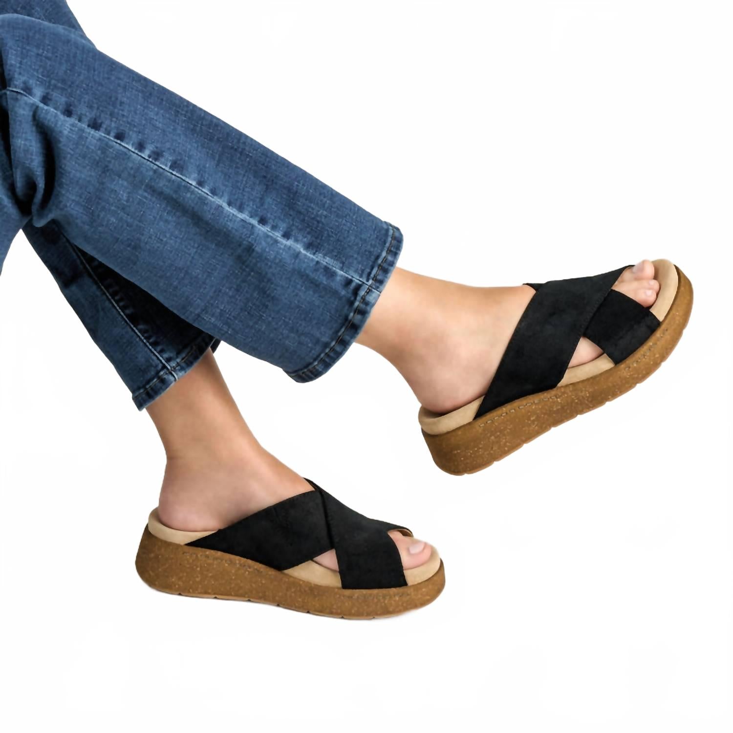 Women's Bridget Cross-Band Slide Sandal In Black Dansko — фото 3